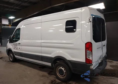2021 Ford Transit-250 z USA, uszkodzony, nr VIN 1FTBR1C8XMKA10485
